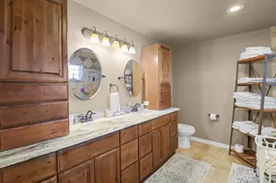 9926 Ocean Dr, Beach City, TX 77523 - Photo 15