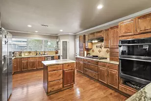 9926 Ocean Dr, Beach City, TX 77523 - Photo 17