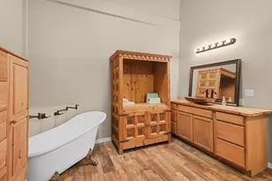9926 Ocean Dr, Beach City, TX 77523 - Photo 23