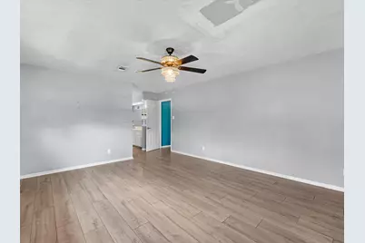 714 Lodgehill Lane, Houston, TX 77090 - Photo 17