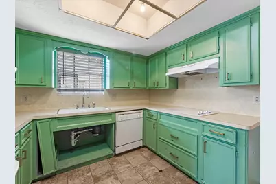 714 Lodgehill Lane, Houston, TX 77090 - Photo 11