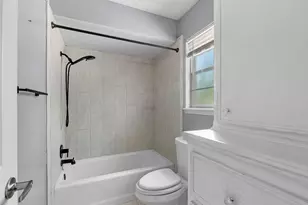 714 Lodgehill Ln, Houston, TX 77090 - Photo 19