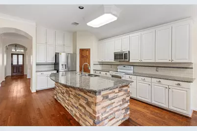 9107 Fernwillow Drive, Spring, TX 77379 - Photo 9