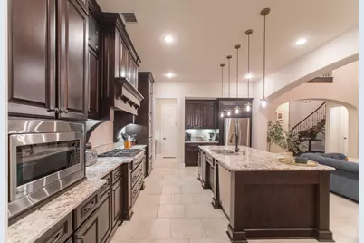 46 S Shasta Bend Circle, The Woodlands, TX 77389 - Photo 11