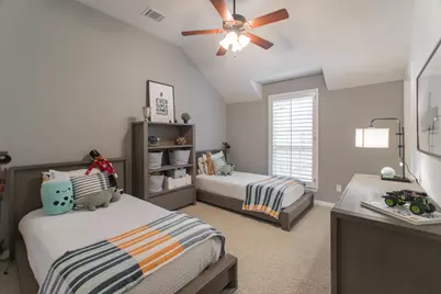 46 S Shasta Bend Circle, The Woodlands, TX 77389 - Photo 27