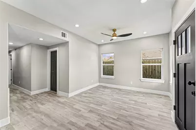 8221 Flaxman St #A, Houston, TX 77029 - Photo 3