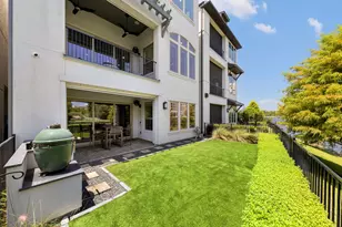111 Vue Pt Pl, The Woodlands, TX 77380 - Photo 9