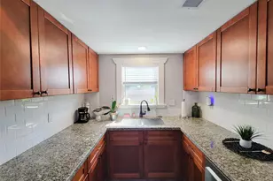 2604 Cochran St, Houston, TX 77009 - Photo 13