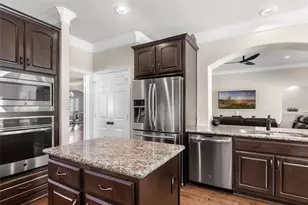 514 Carriage View Ln, Houston, TX 77336 - Photo 9