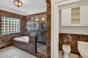 2318 Bellefontaine St, Houston, TX 77030 - Photo 19