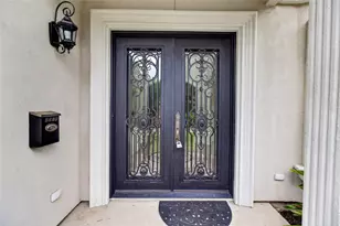 2318 Bellefontaine St, Houston, TX 77030 - Photo 3