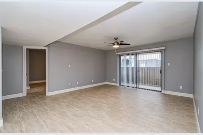 8421 Hearth Drive #31, Houston, TX 77054 - Photo 7
