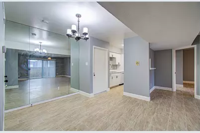 8421 Hearth Drive #31, Houston, TX 77054 - Photo 3