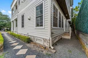 426 Marshall St, Houston, TX 77006 - Photo 9