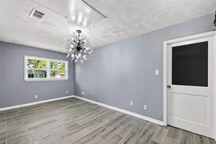 1925 Palm St, La Marque, TX 77568 - Photo 13