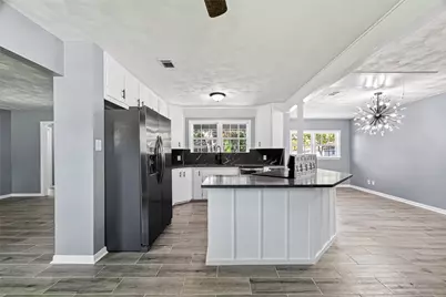 1925 Palm Street, La Marque, TX 77568 - Photo 17