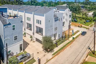 808 Fisher, Houston, TX 77018 - Photo 1