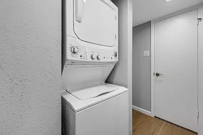 7555 Katy Fwy #146, Houston, TX 77024 - Photo 15