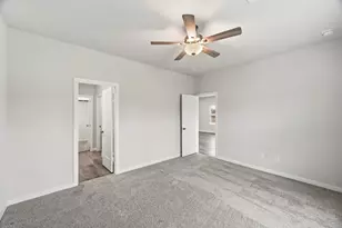 10607 Crockett Meadows Blvd, Conroe, TX 77306 - Photo 19
