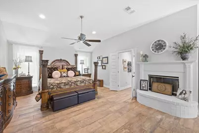 6320 Meadow Mist Street, Orange, TX 77632 - Photo 17