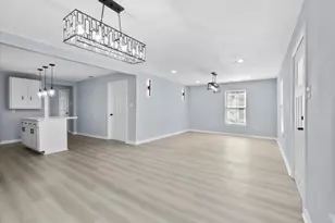 8413 Safeguard St, Houston, TX 77051 - Photo 5
