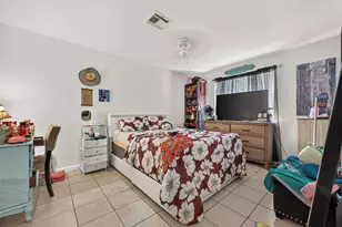 7837 Pacific Pearl St, Houston, TX 77072 - Photo 17