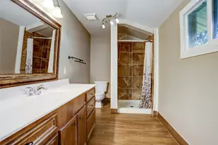 1207 N Meyer St, Sealy, TX 77474 - Photo 13