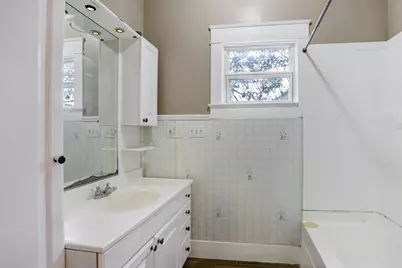 1207 N Meyer Street, Sealy, TX 77474 - Photo 11
