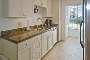 7000 Seawall Blvd, Galveston, TX 77551 - Photo 9