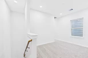 5028 Creekmont Dr, Houston, TX 77091 - Photo 23