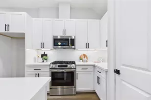 5028 Creekmont Dr, Houston, TX 77091 - Photo 13