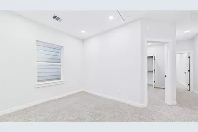 5028 Creekmont Drive, Houston, TX 77091 - Photo 35