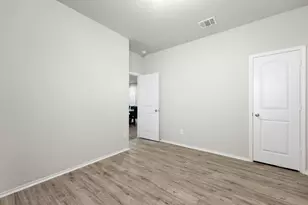 8007 Tamarind Ln, Baytown, TX 77521 - Photo 23