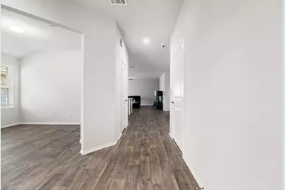 8007 Tamarind Lane, Baytown, TX 77521 - Photo 7