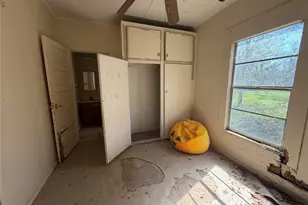 712 N McCarty Ave, Eagle Lake, TX 77434 - Photo 7