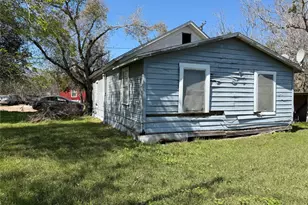 712 N McCarty Ave, Eagle Lake, TX 77434 - Photo 13