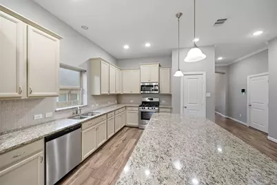262 Pleasant Hill Way, Conroe, TX 77304 - Photo 7