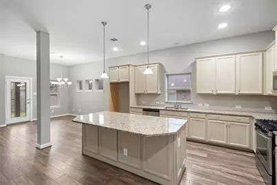 262 Pleasant Hill Way, Conroe, TX 77304 - Photo 5