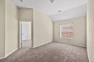 10203 Cascade Hills Dr, Houston, TX 77064 - Photo 11