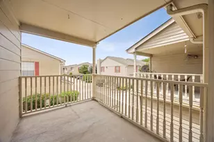 7350 Kirby Dr, Houston, TX 77030 - Photo 13