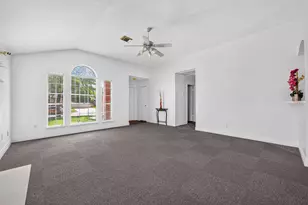 15502 Prairie Oaks Dr, Houston, TX 77083 - Photo 5