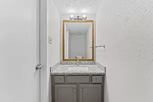 15627 Weldon Dr, Houston, TX 77032 - Photo 9