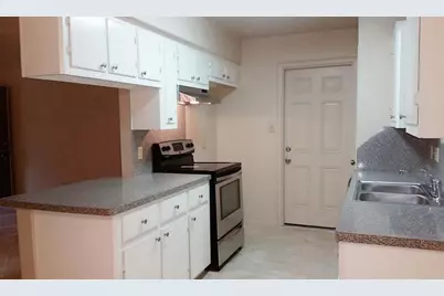 240 N Forest Drive, Willis, TX 77378 - Photo 13