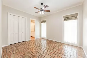 251 Gessner Rd, Houston, TX 77024 - Photo 33