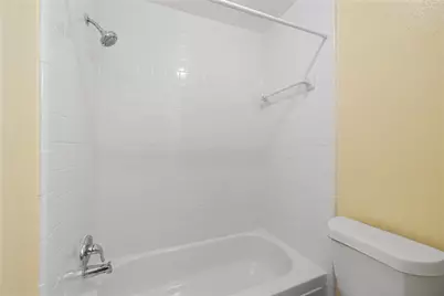 14118 Magnolia Springs Drive, Houston, TX 77066 - Photo 19