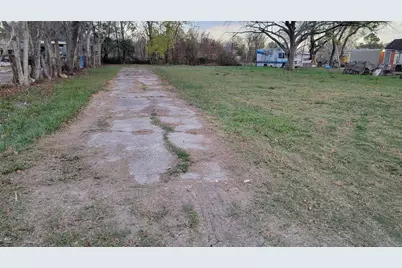 2716 Southmore Avenue, Pasadena, TX 77502 - Photo 9