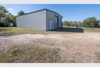 9320 Fm 1370, Washington, TX 77880 - Photo 17