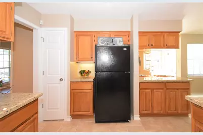 6011 Arboles Drive, Houston, TX 77035 - Photo 11