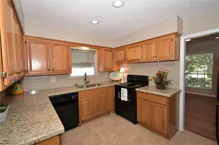 6011 Arboles Dr, Houston, TX 77035 - Photo 9