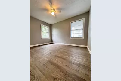 3711 S Wayside Drive, Houston, TX 77023 - Photo 7